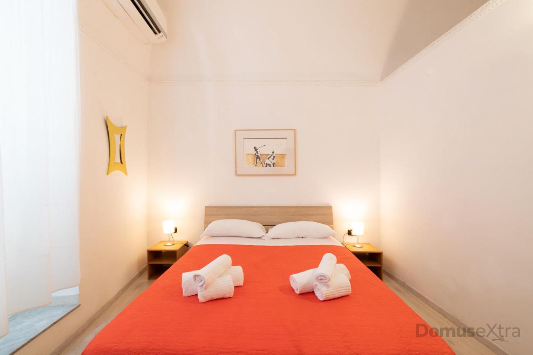 Villari Guest House By Domusextra Napoli Eksteriør billede