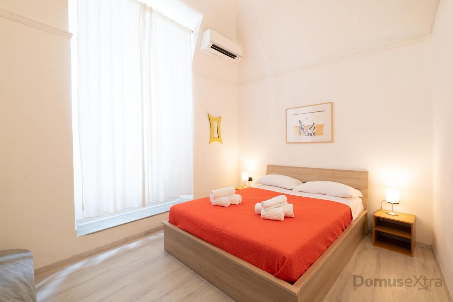 Villari Guest House By Domusextra Napoli Eksteriør billede